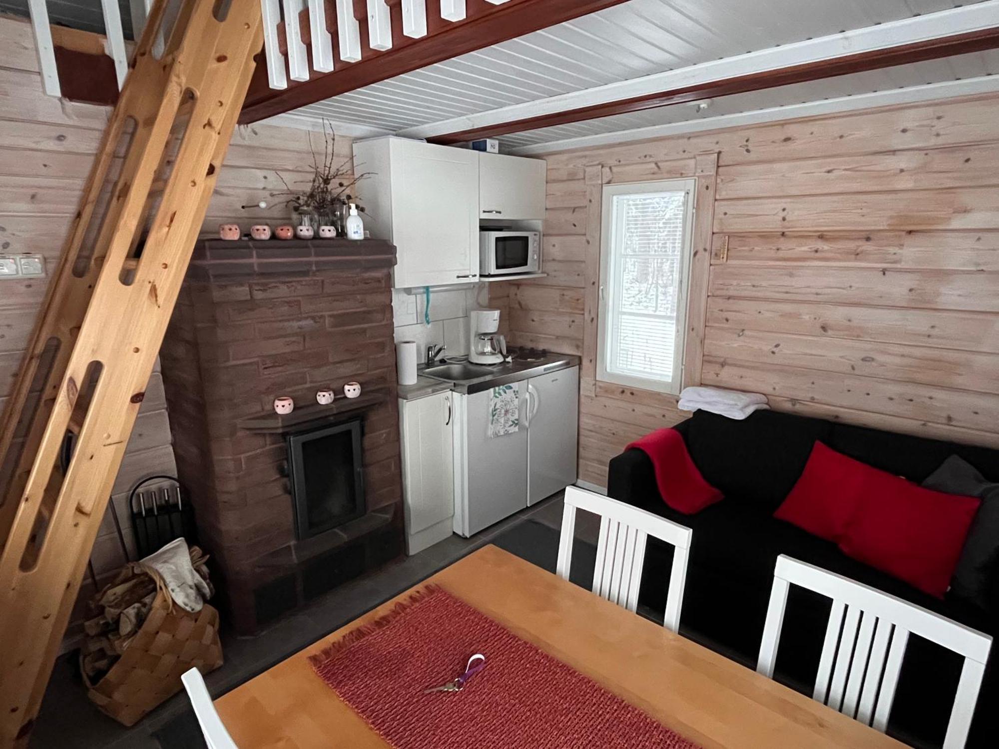 Kenttaeniemi Cottages Sonka Room photo
